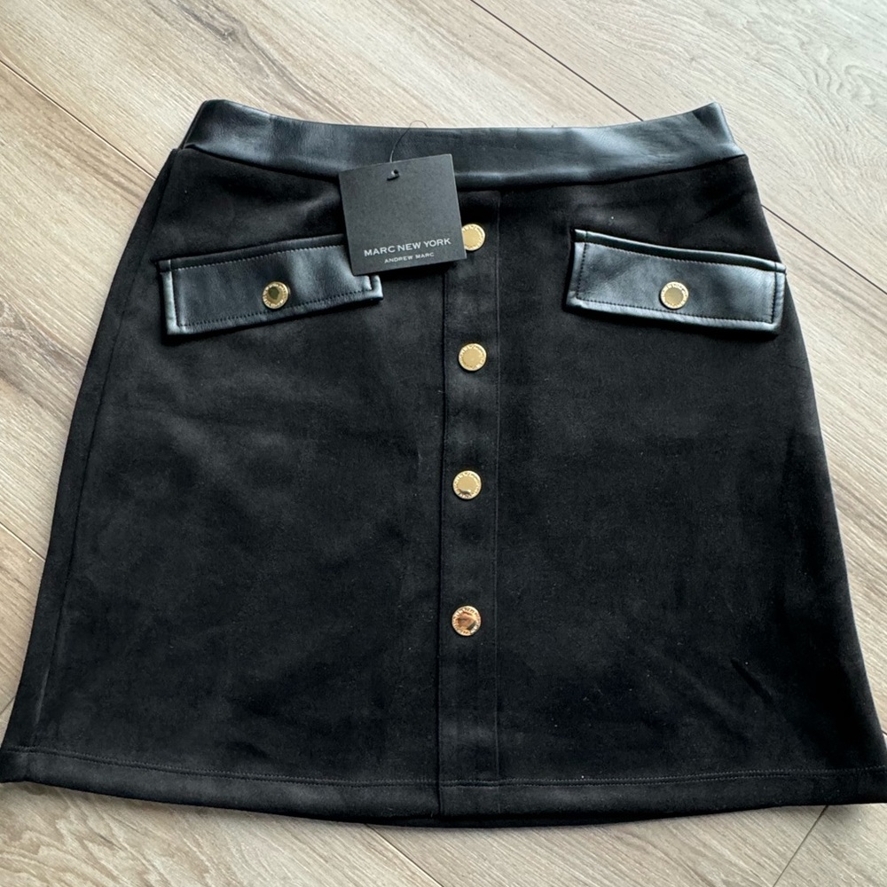 NWT Marc New York mini black skirt XS (fits like small women’s)